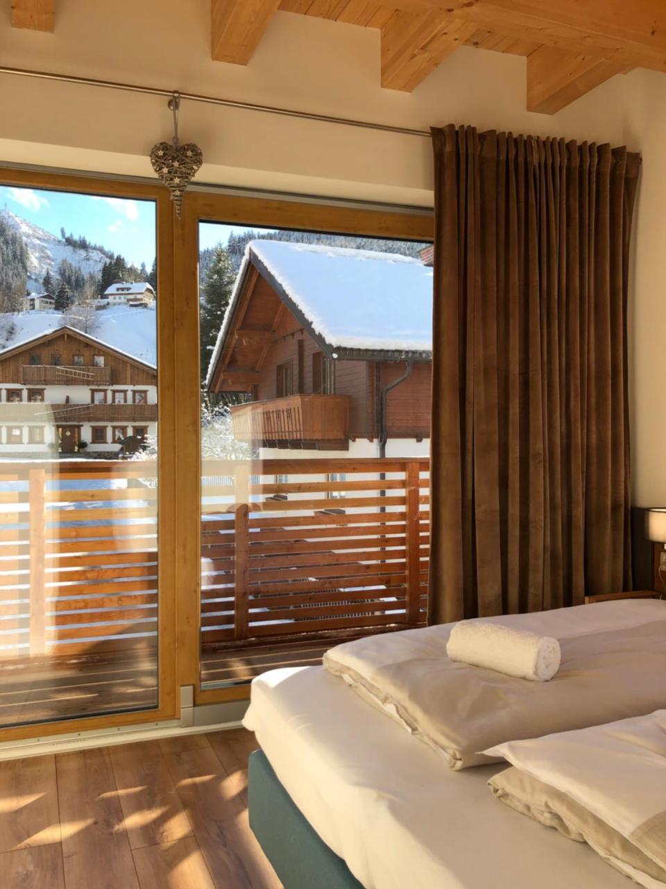 HS - Rockhaus Aparthotel Pruggern Exteriör bild