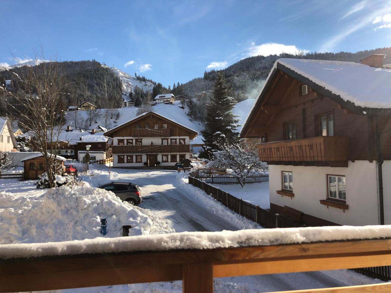 HS - Rockhaus Aparthotel Pruggern Exteriör bild