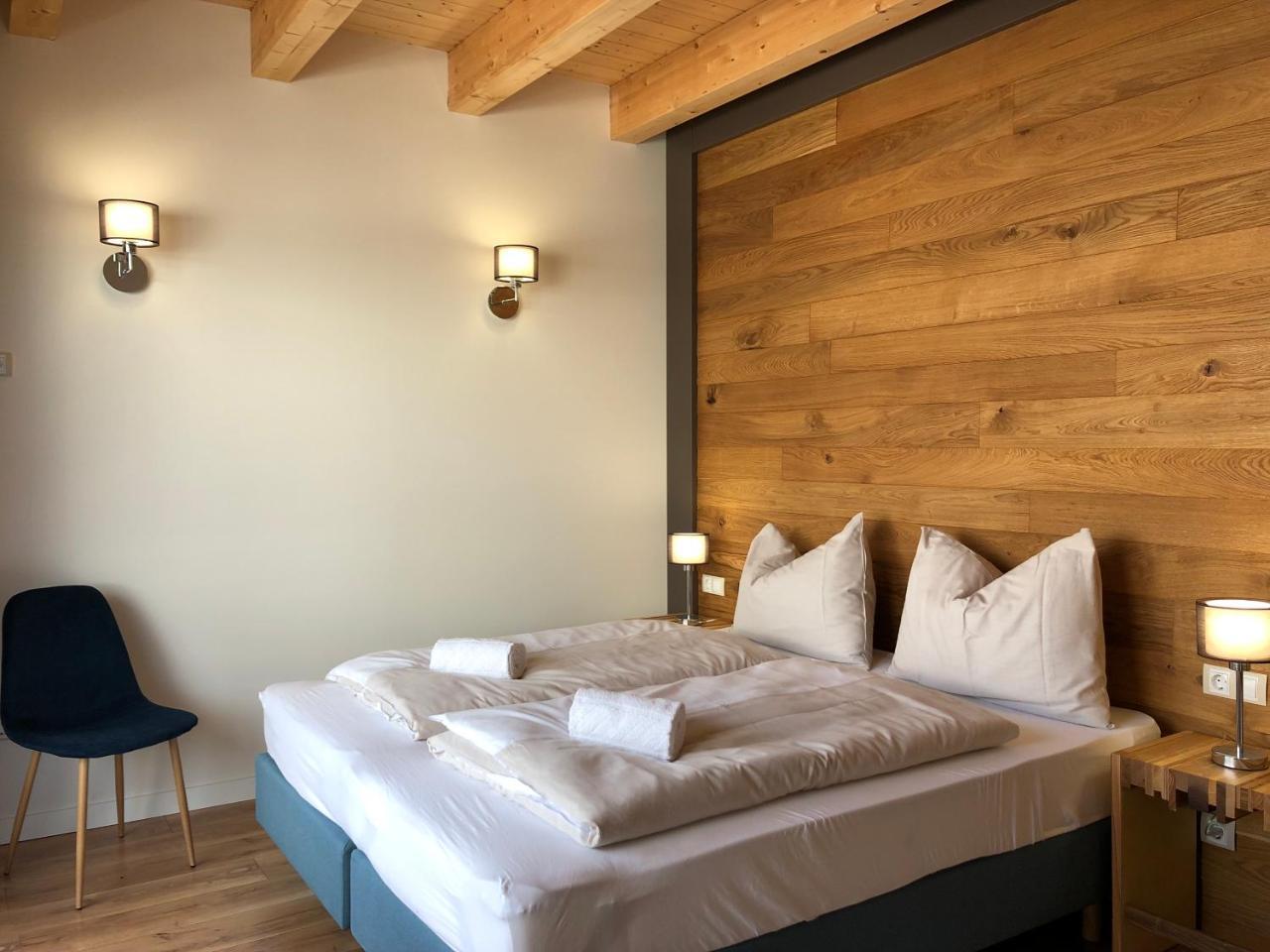 HS - Rockhaus Aparthotel Pruggern Exteriör bild