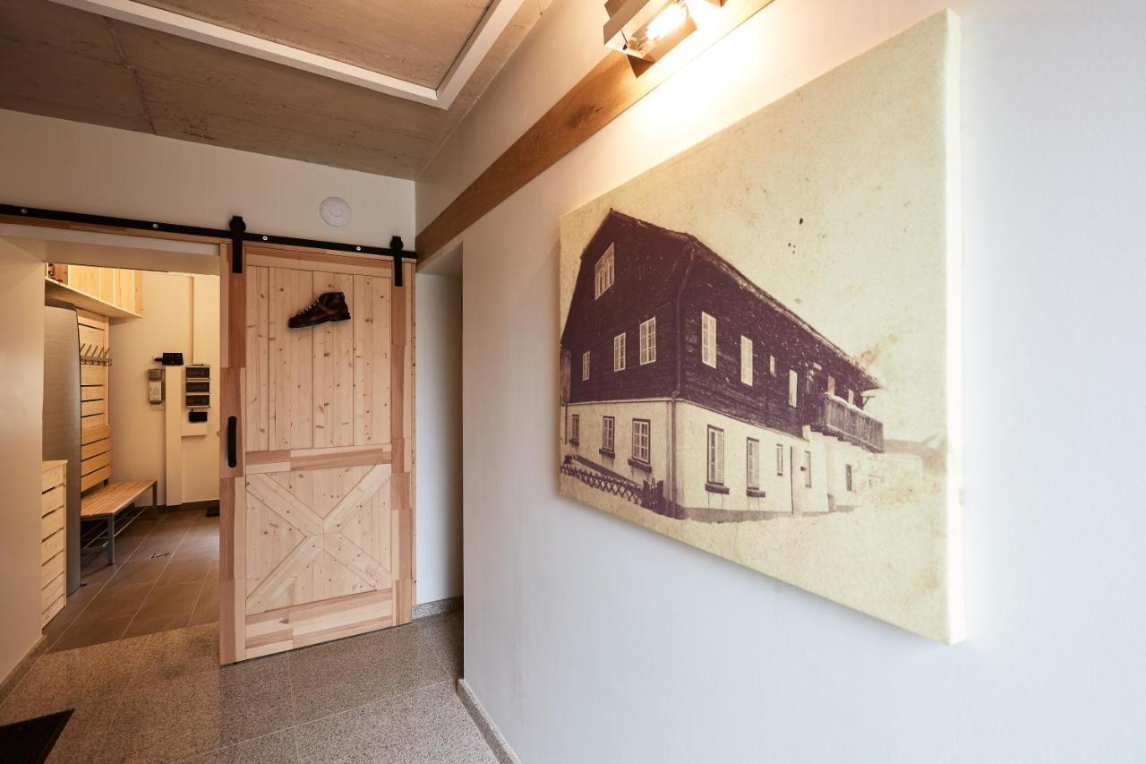 HS - Rockhaus Aparthotel Pruggern Exteriör bild