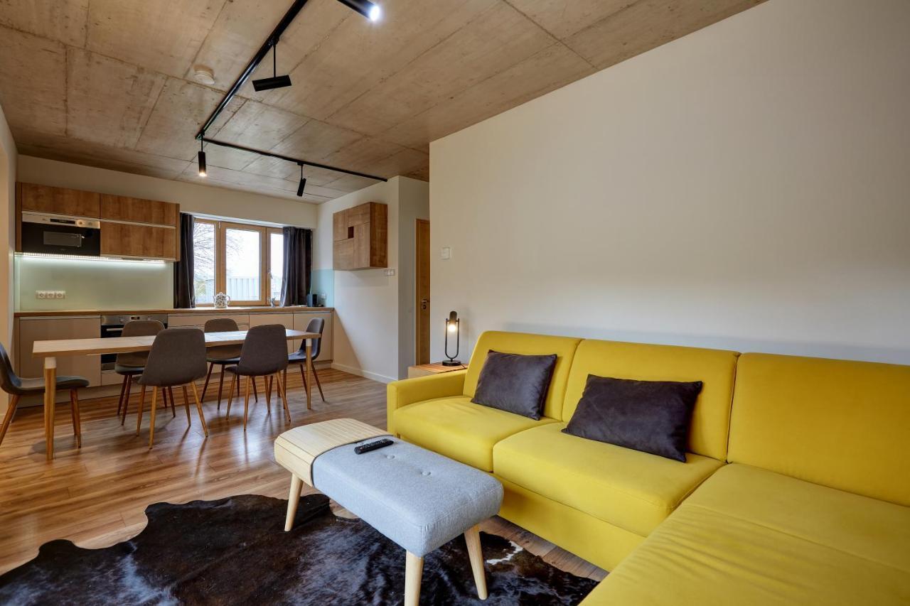 HS - Rockhaus Aparthotel Pruggern Exteriör bild